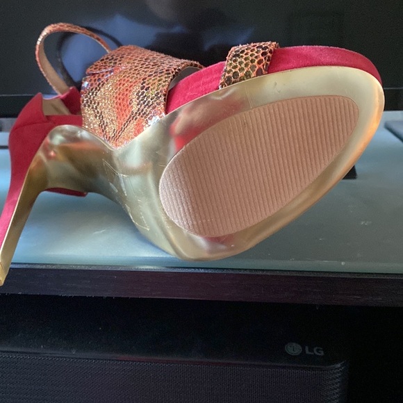 Red snake print BeBe heals - Picture 5 of 6
